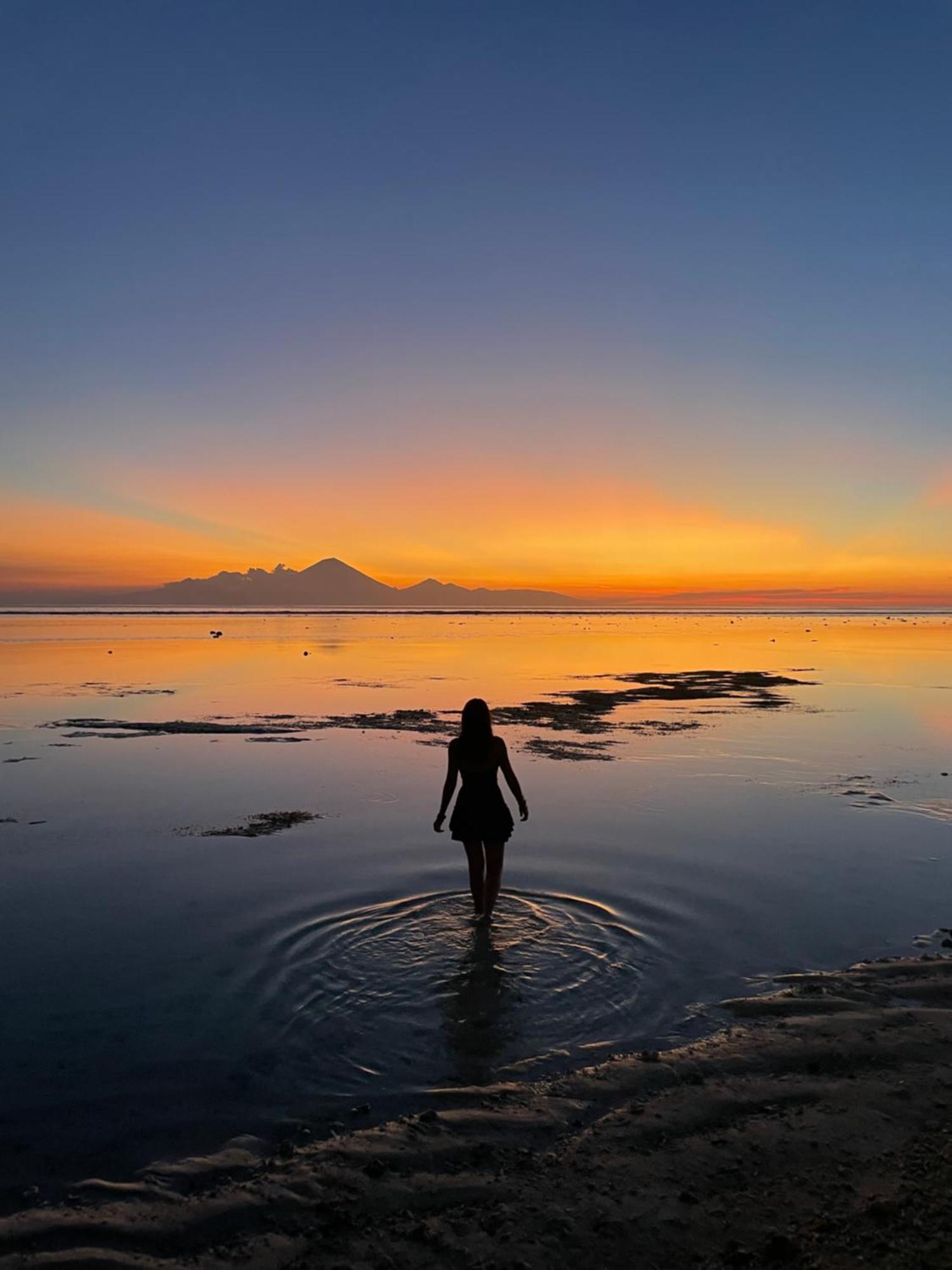 The Exile Sunsetpoint Hotel Gili Trawangan Exterior photo